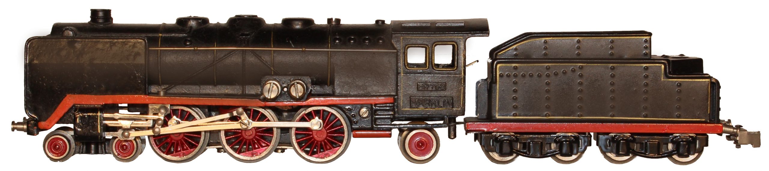 HR700