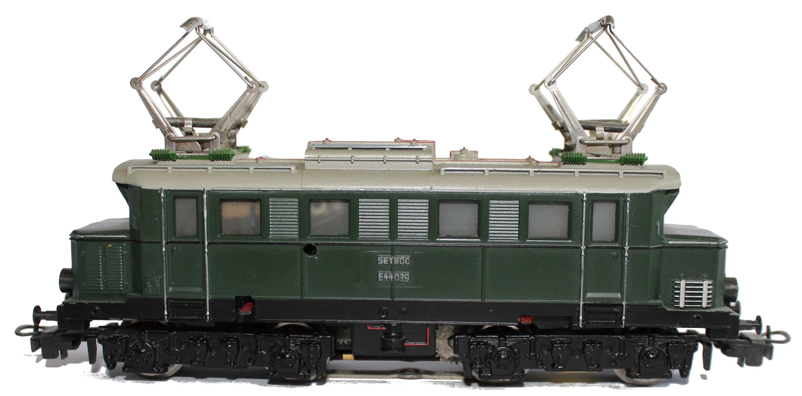 SET800