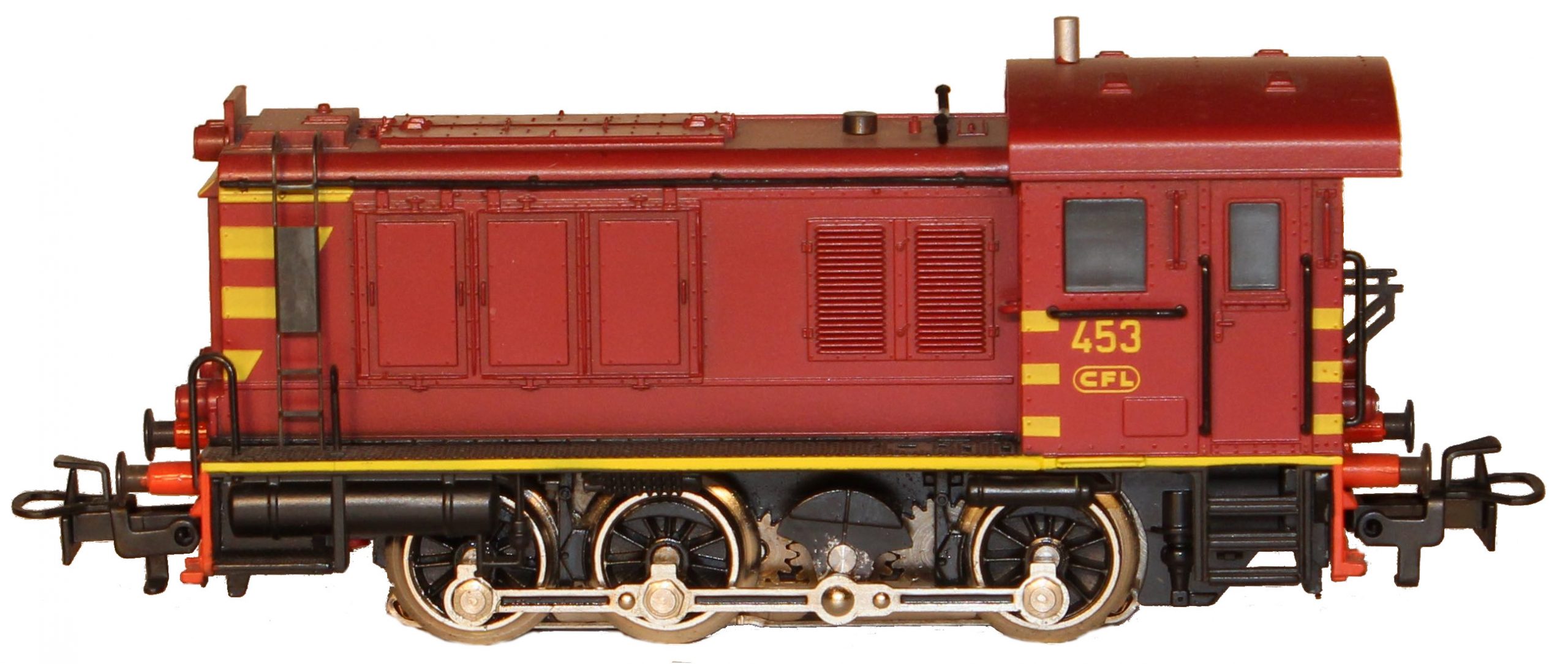 3136