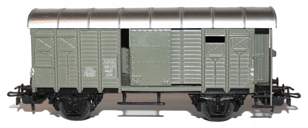 4605