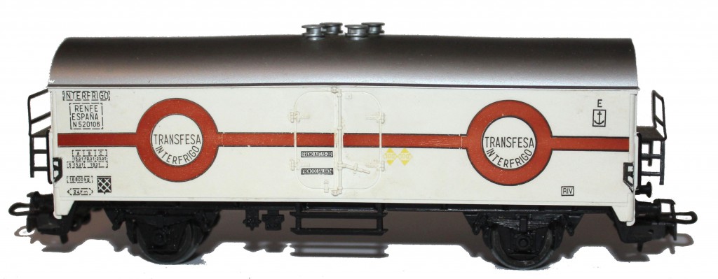 4640
