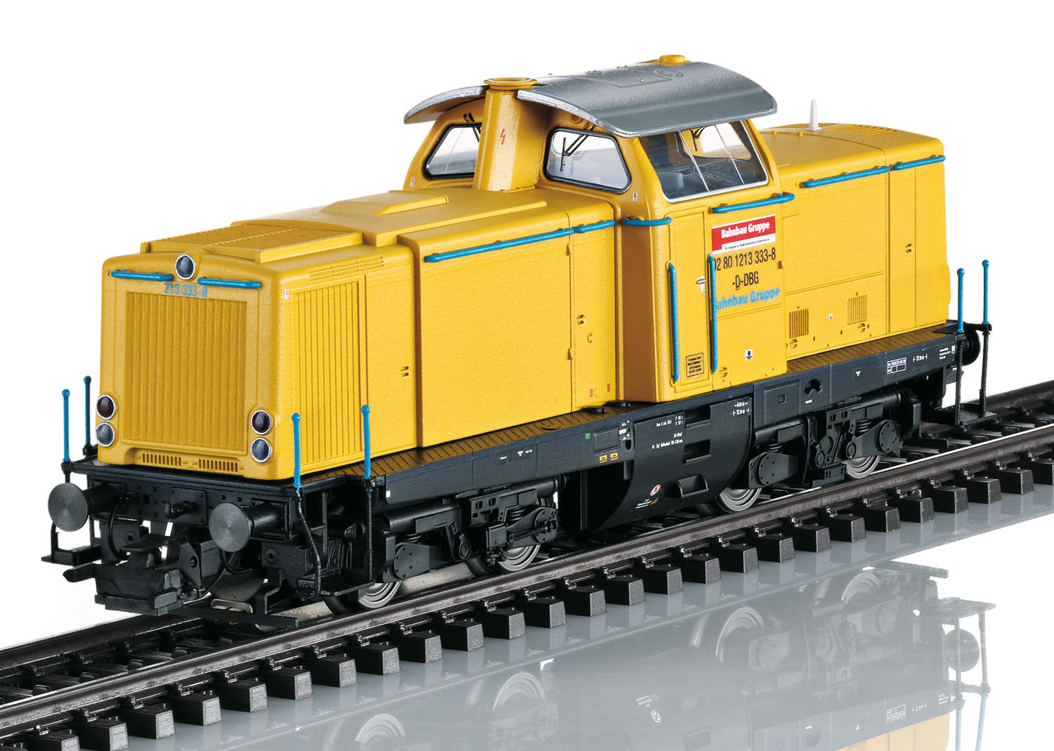 39213