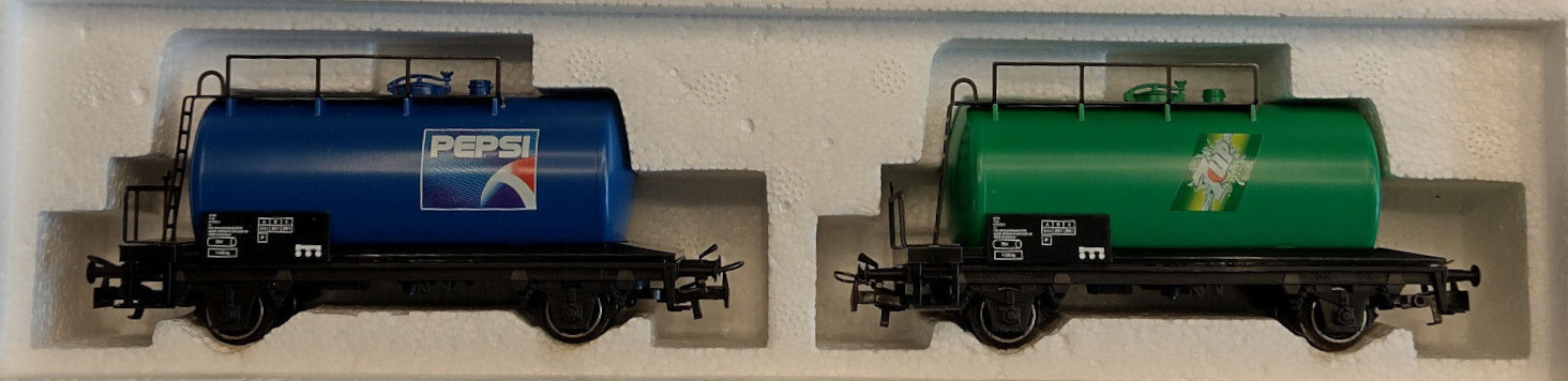 44562.001 Schwedisches Kesselwagen-Set 7up + Pepsi Processed By eBay with ImageMagick, z1.1.0. ||B2