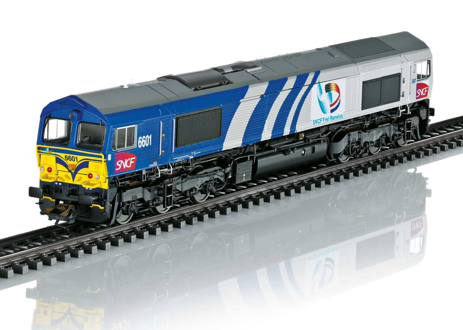 39064