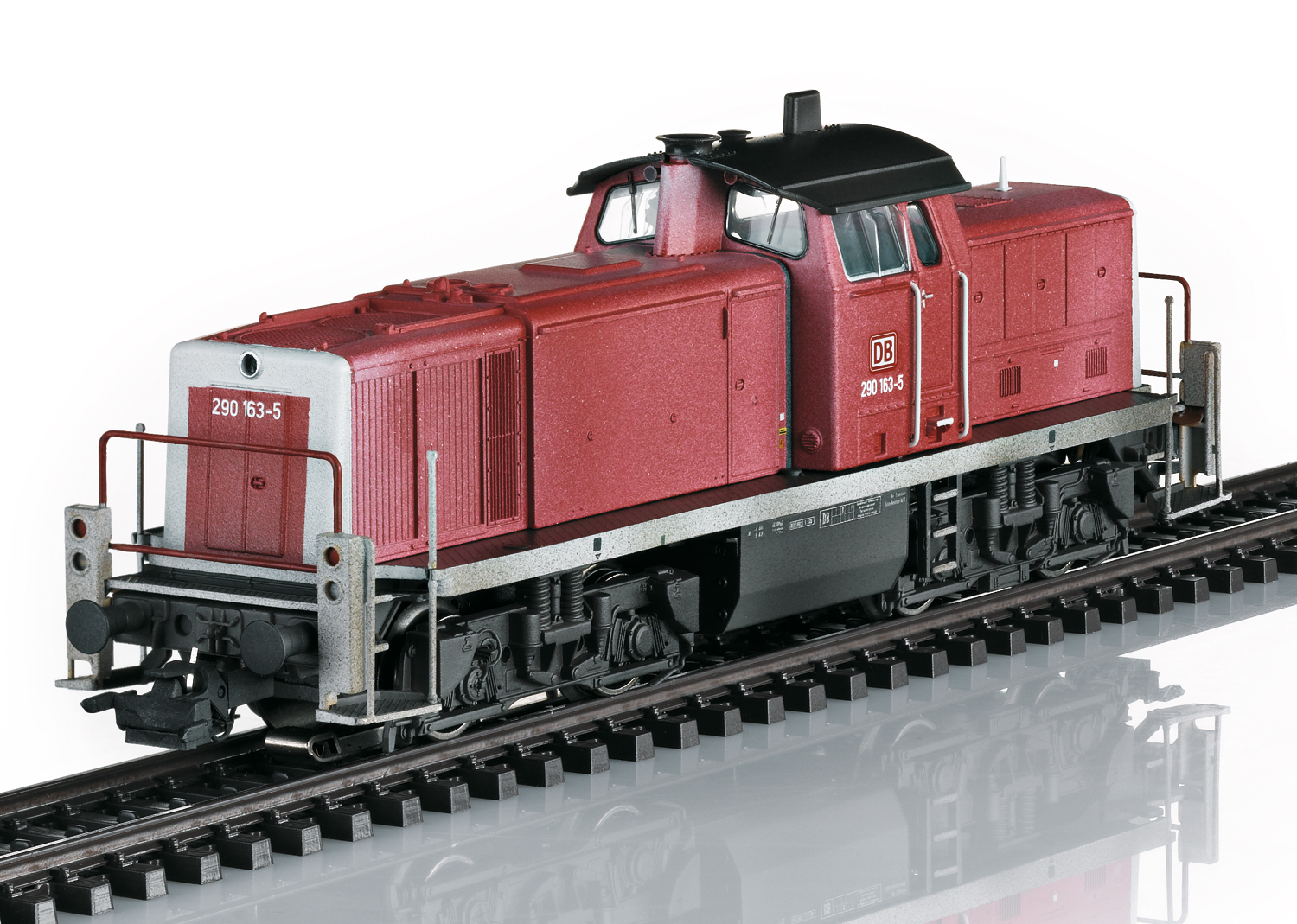 39902