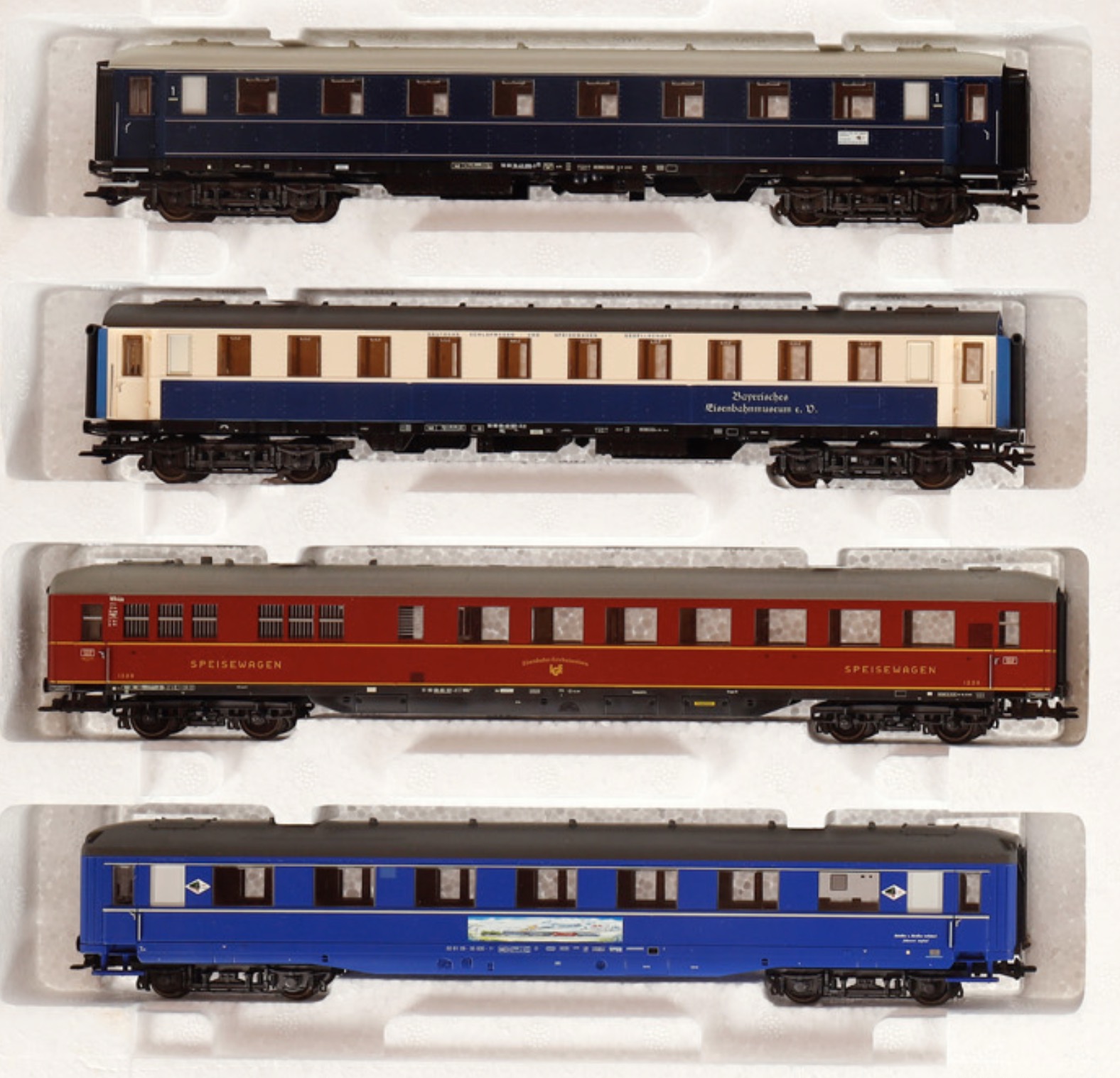 42752