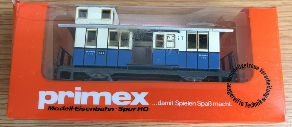 4021, Primex Gepäckwagen mit Unterschriften Bild 2