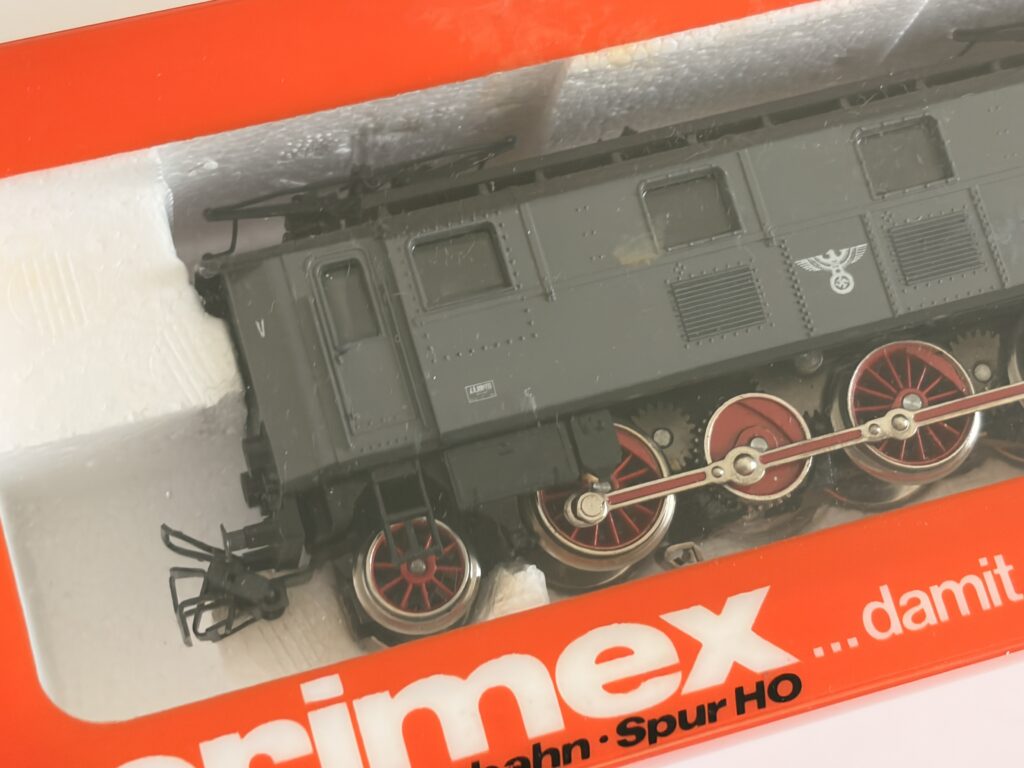Primex 3192 - GRAU mit Hoheitszeichen Bild 3