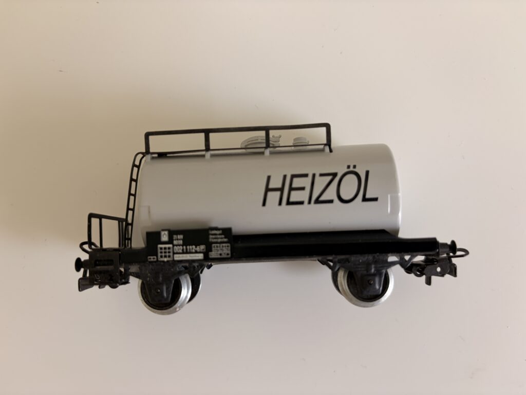 Primex Kesselwagen „HEIZÖL” grau, Sondermodell