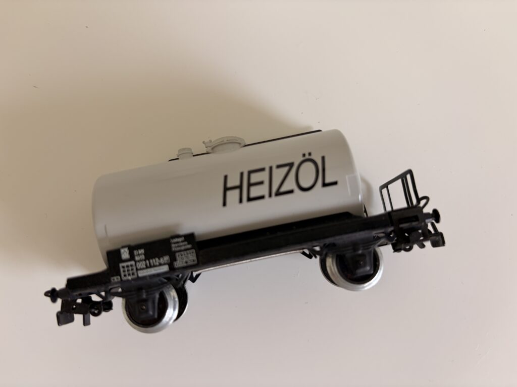 Primex Kesselwagen „HEIZÖL” grau, Sondermodell Bild 2